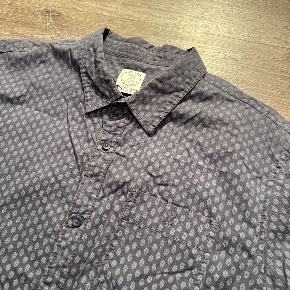 VOYAGER Shirt Mens XL Gray‎ Geometric Print Short Sleeve Button Up  Cotton Adult